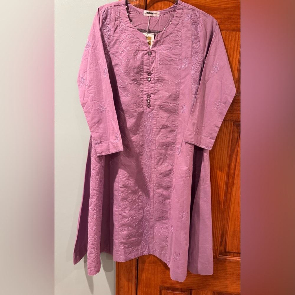 Gul Ahmed ready to wear